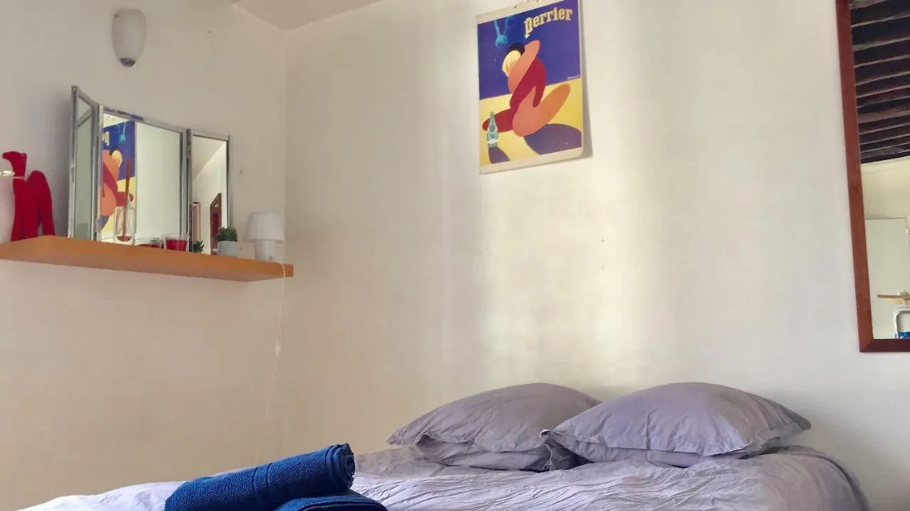 Cosy 25 Sqm Studio In Heart Of Paris